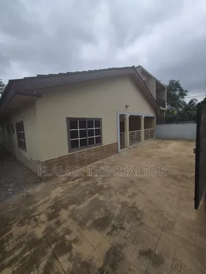 3bdrm House in Satellite Damas, Amasaman for rent