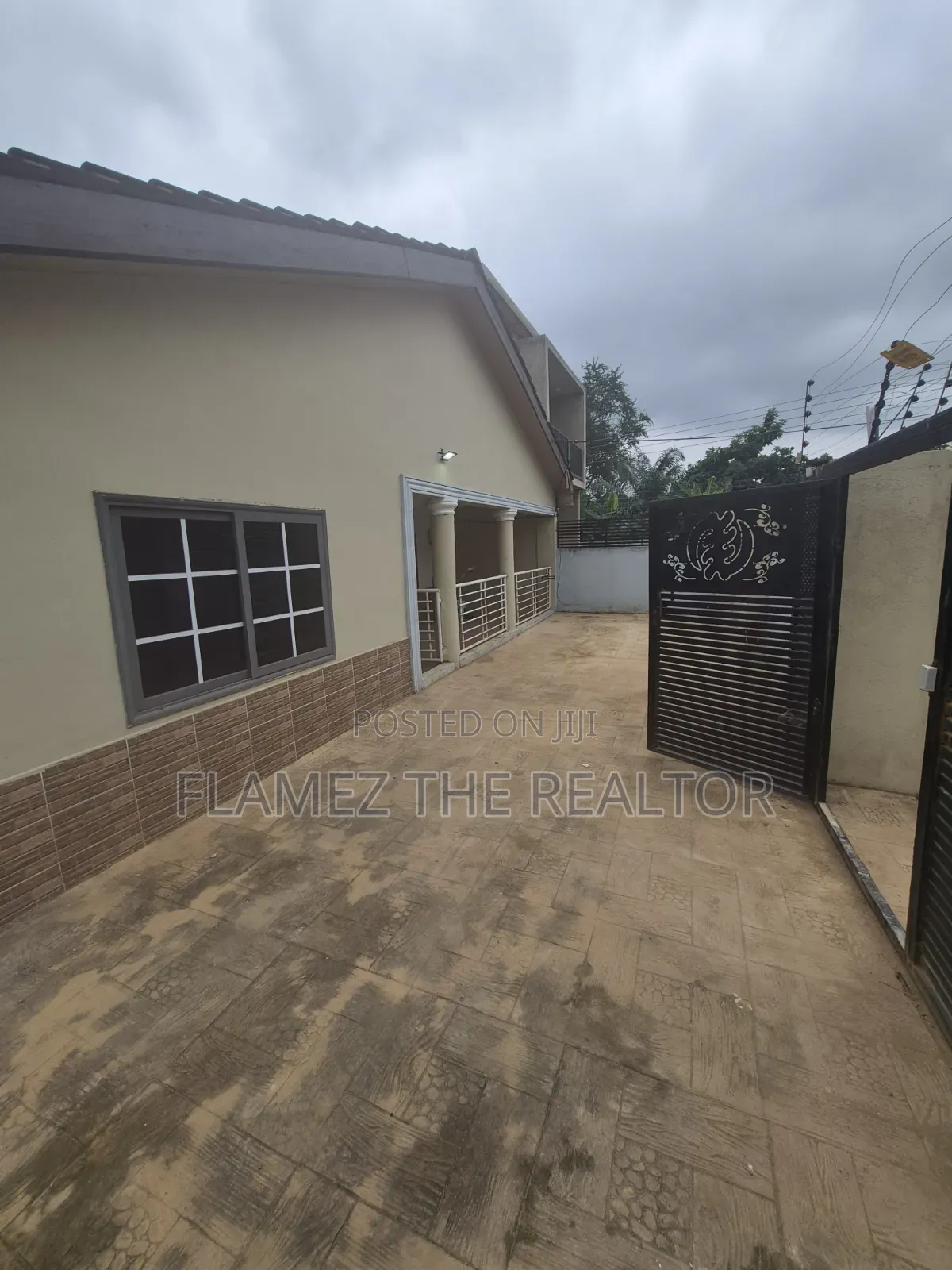 3bdrm House in Satellite Damas, Amasaman for rent