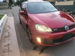 Volkswagen Golf 2013 Red
