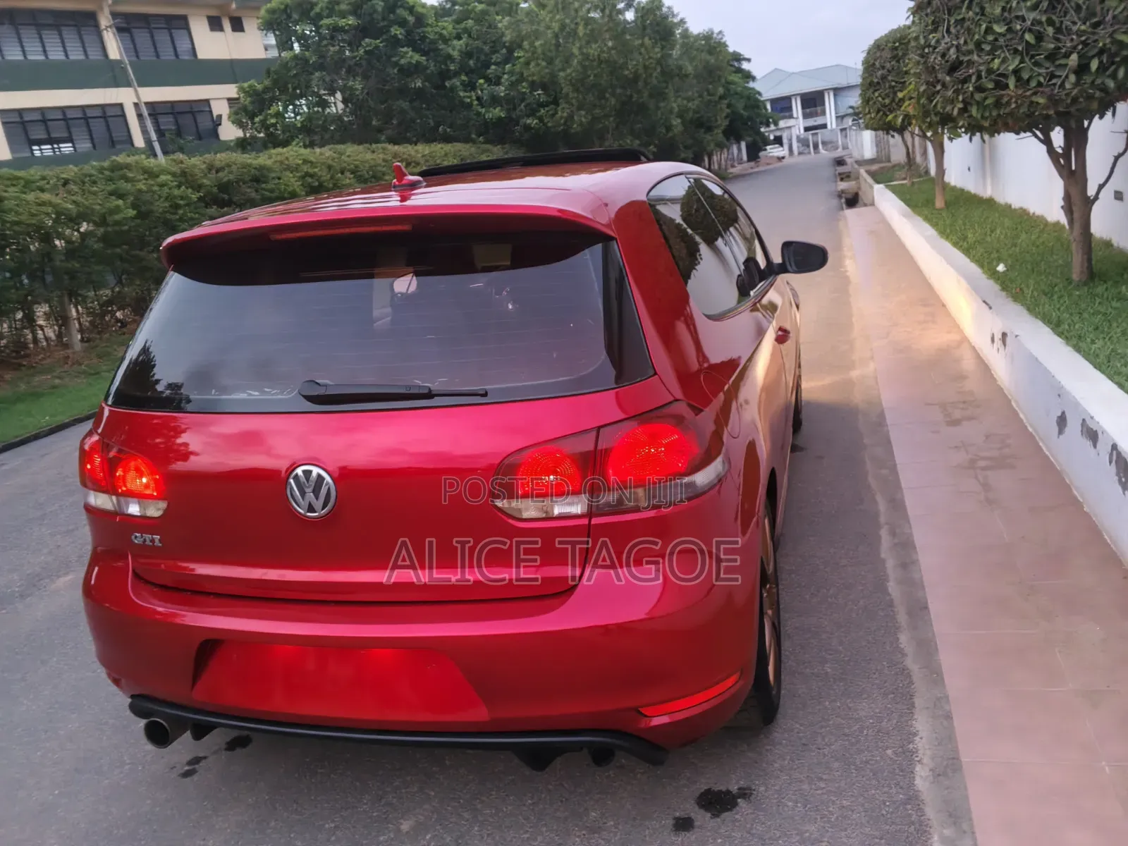 Volkswagen Golf 2013 Red