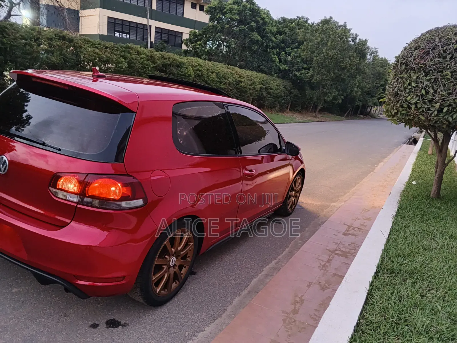 Volkswagen Golf 2013 Red