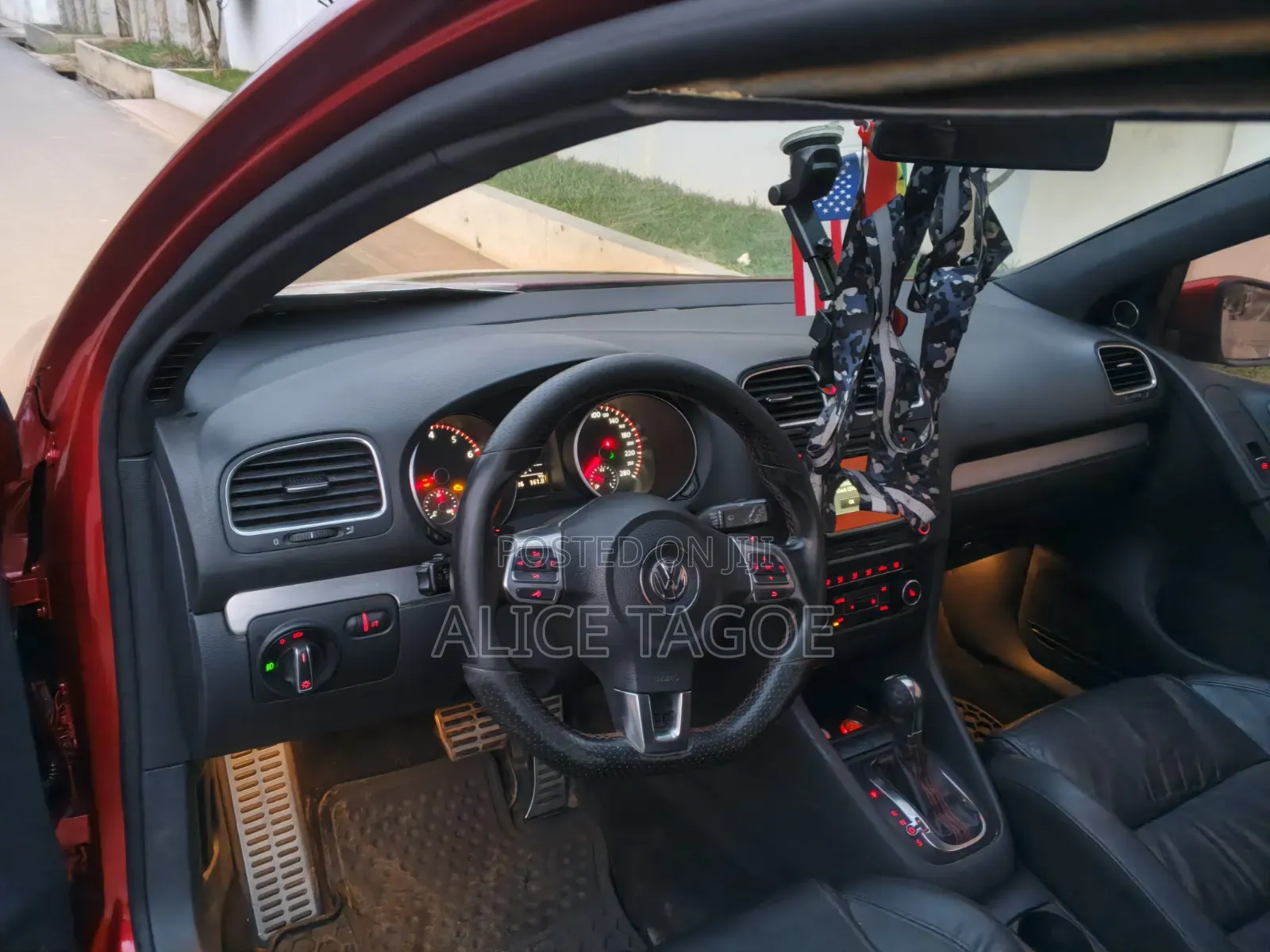 Volkswagen Golf 2013 Red