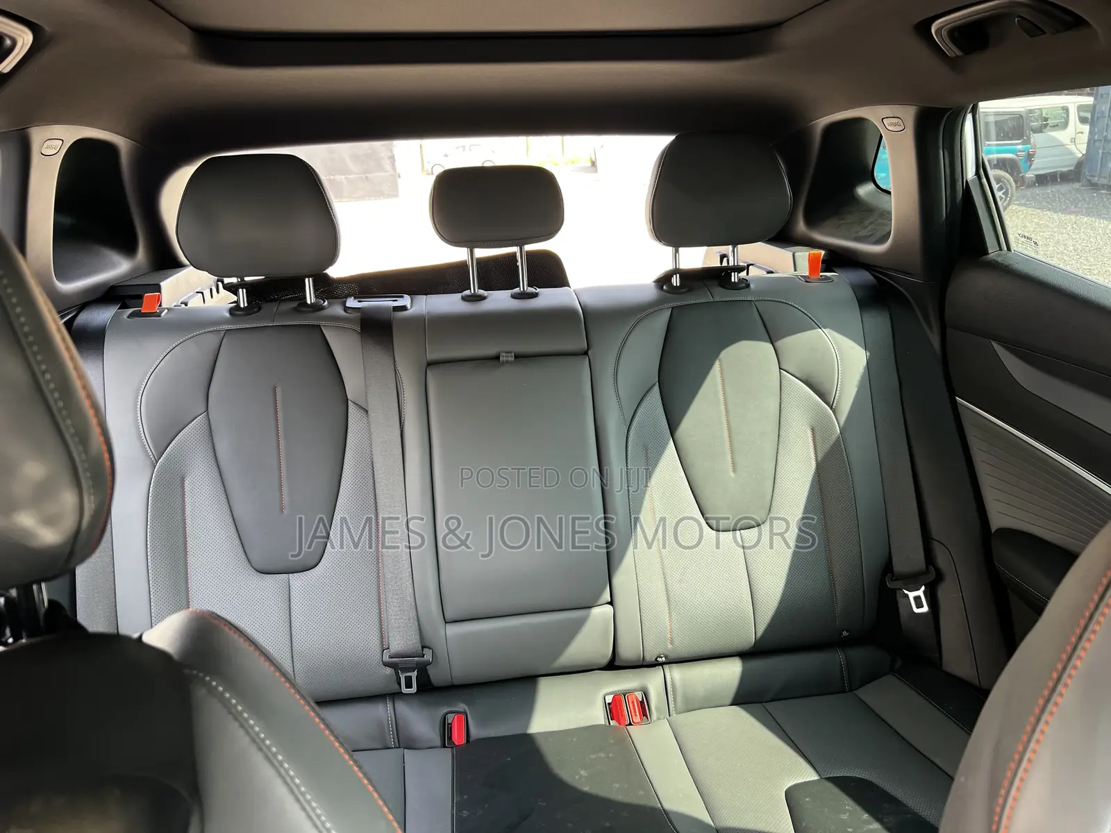 Geely Boyue 2023 White