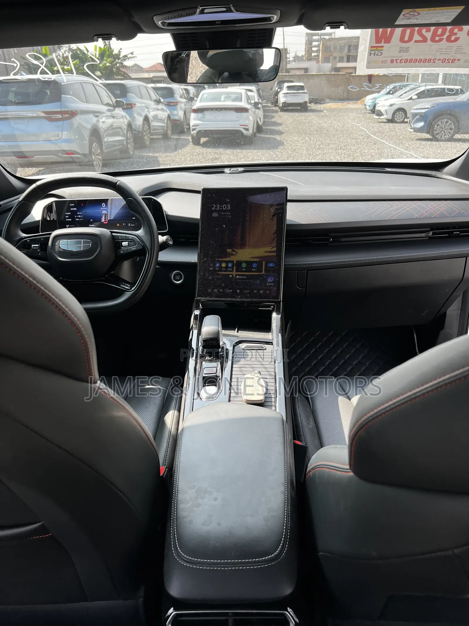 Geely Boyue 2023 White