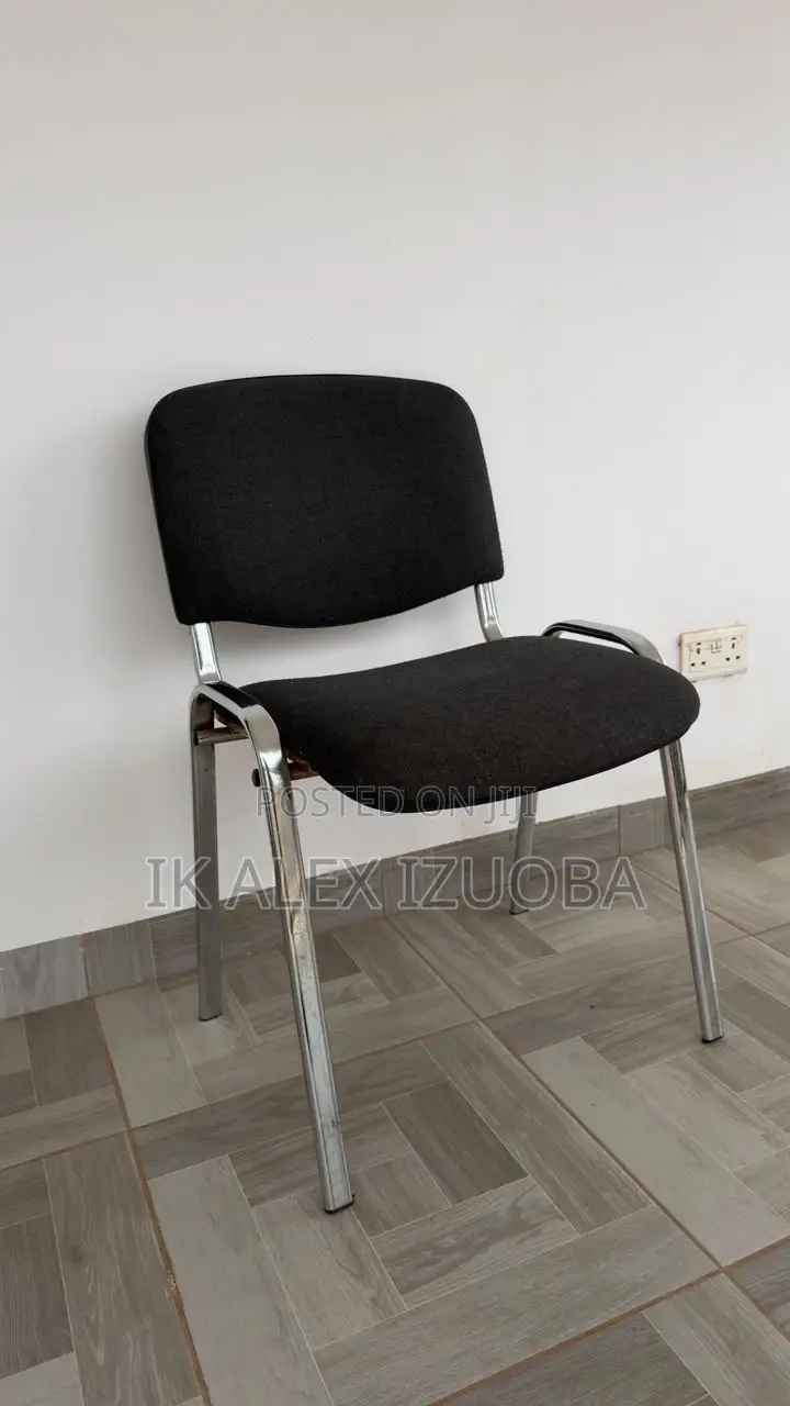 Cheating Chair