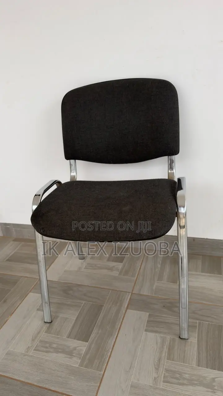 Cheating Chair