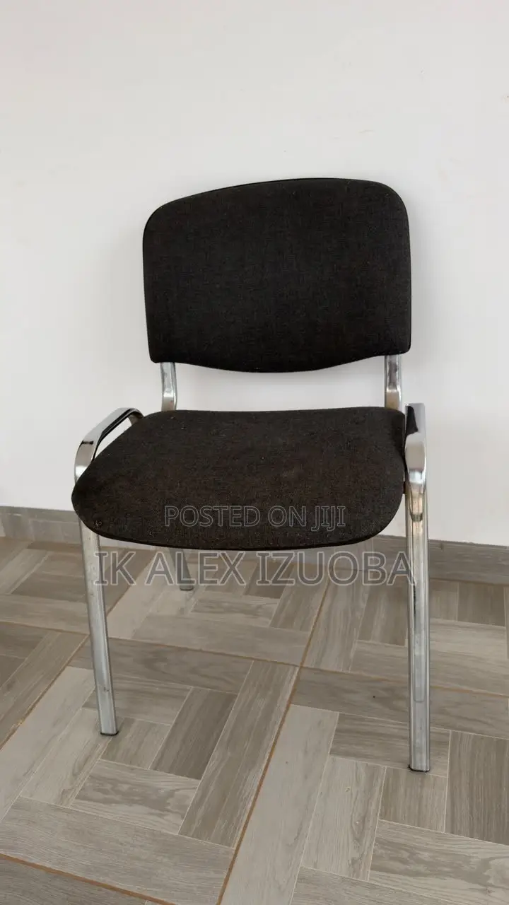 Cheating Chair