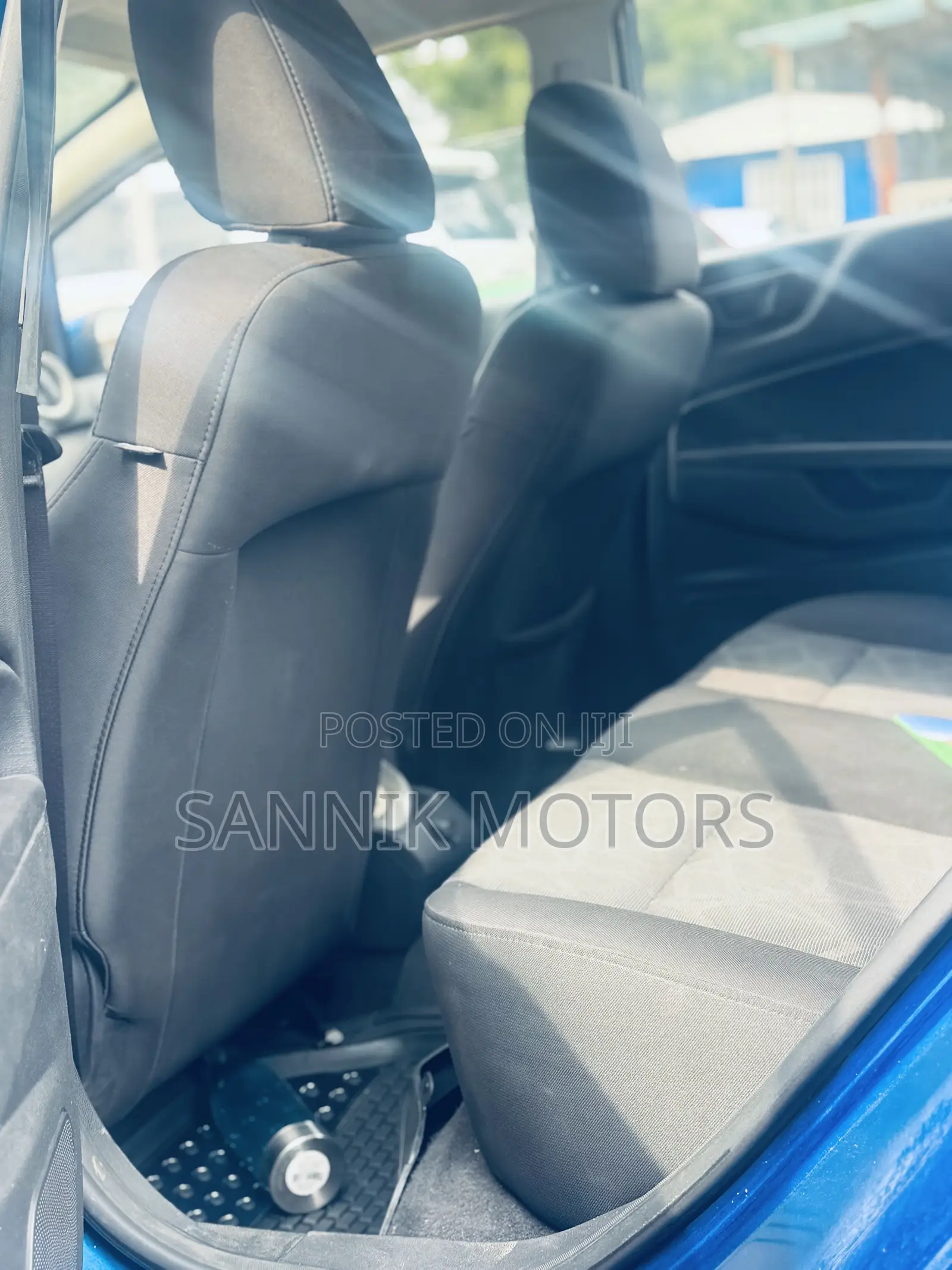 Ford Fiesta SE Hatchback 2012 Blue