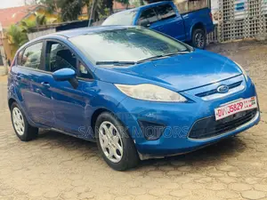 Ford Fiesta SE Hatchback 2012 Blue