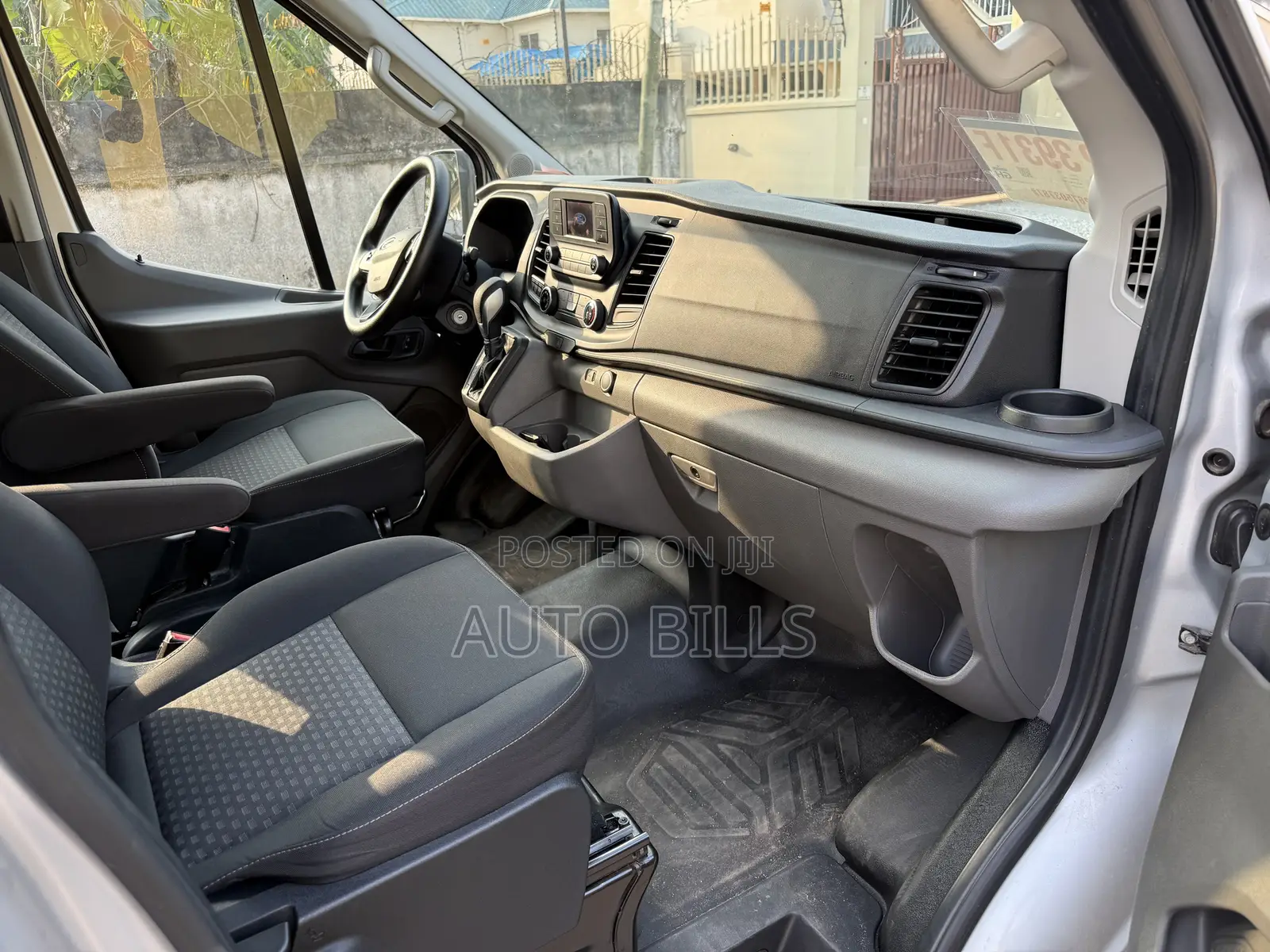 Ford Transit 2020 Silver