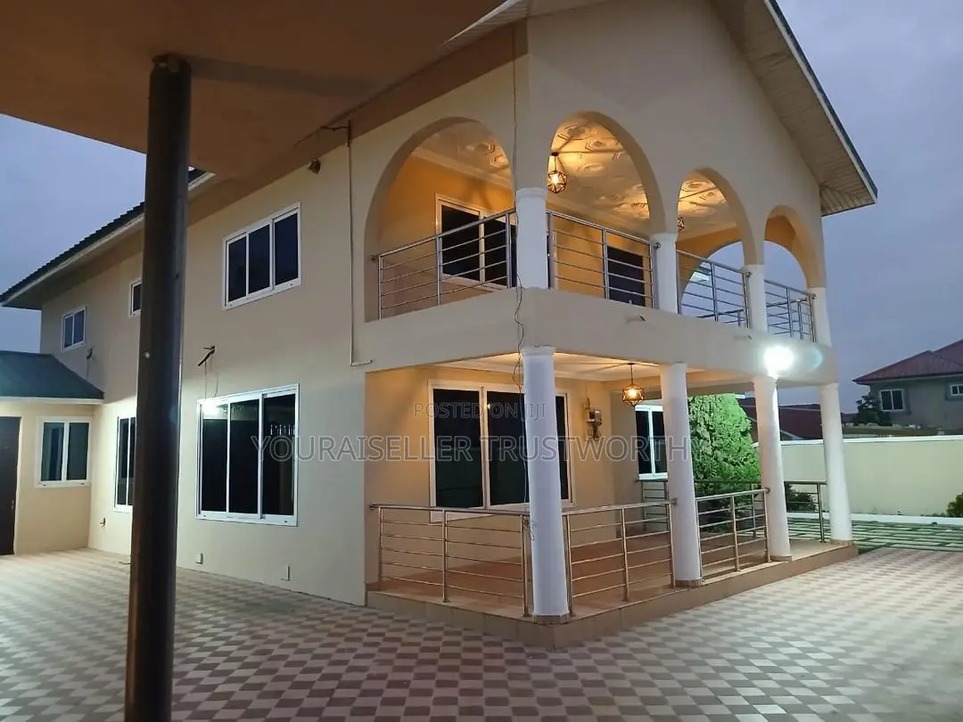 5bdrm House in Bayutech Ghana, Community 25 for sale