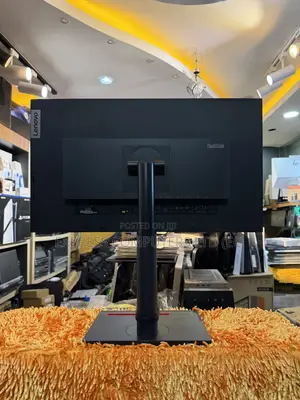 Lenovo ThinkVision P27h-20 Is a 27-Inch QHD 2K USB-C Docking Monitor