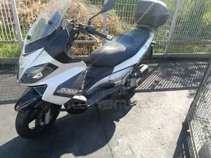 Aprilia SR 2016 White