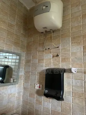1bdrm Mansion in Sakumono for rent