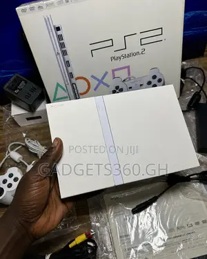 Sony PlayStation 2 Slim (White)