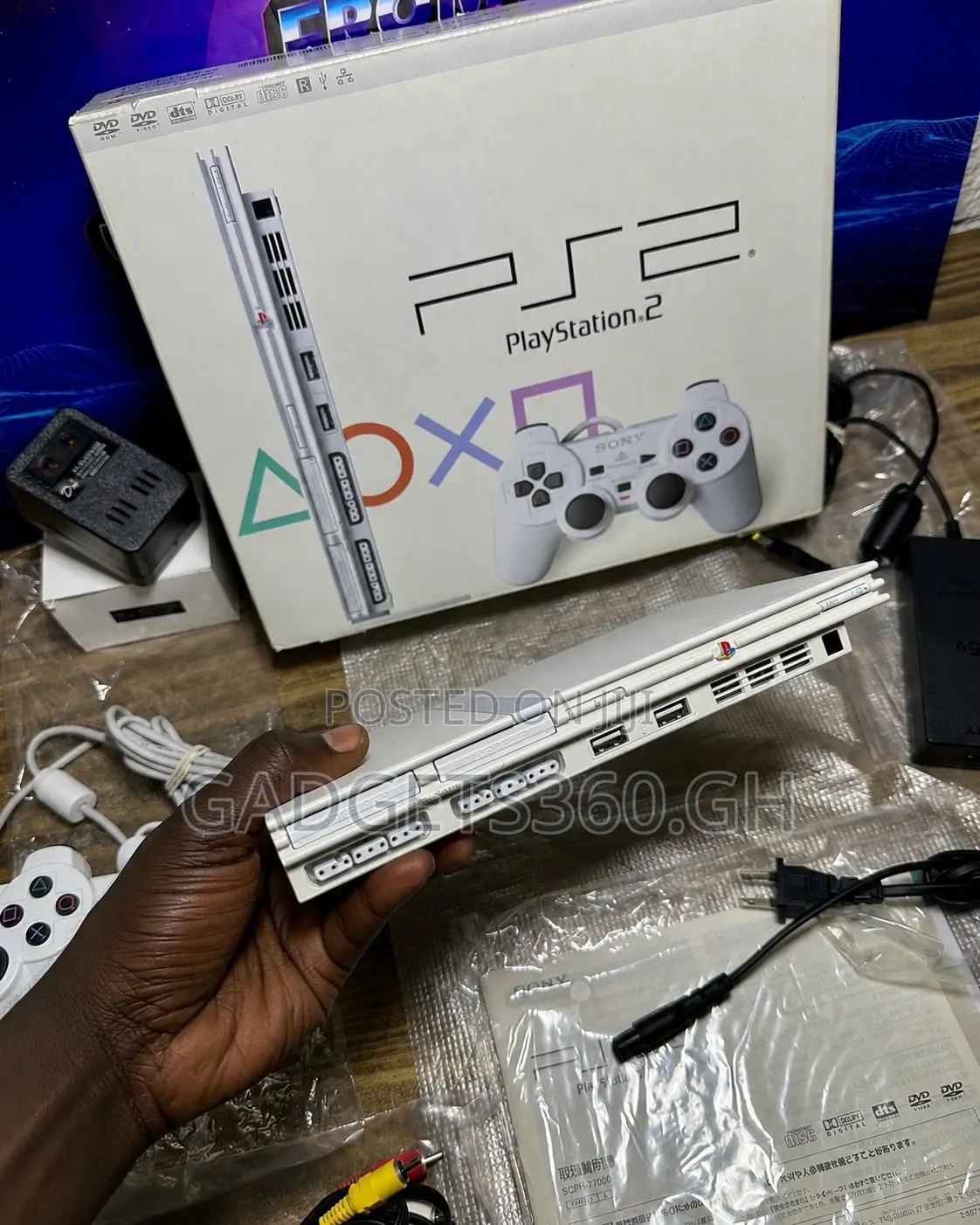 Sony PlayStation 2 Slim (White)