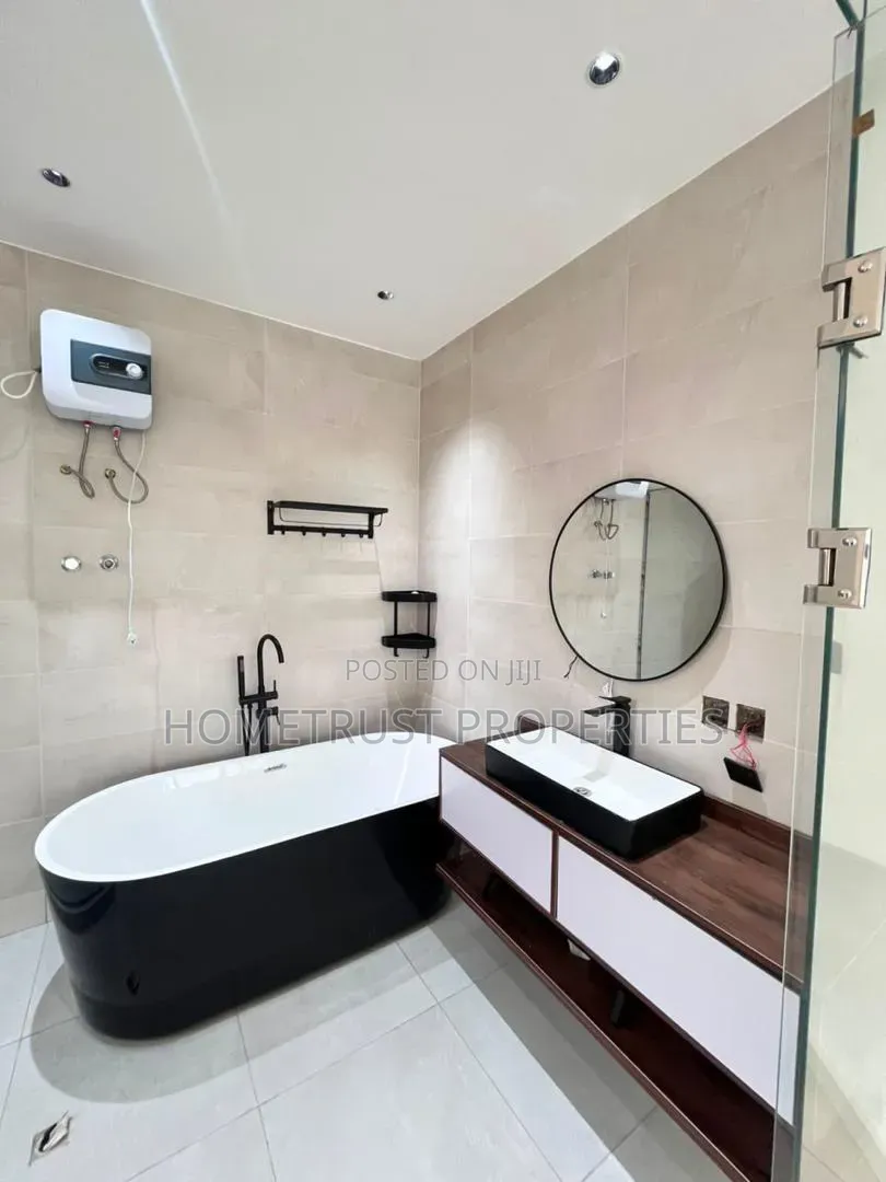 4bdrm Duplex in East Legon Hills, Boundary Road Area for sale