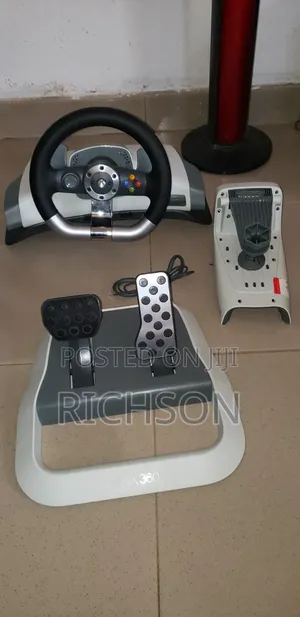 Original Xbox 360 Steering Wheel