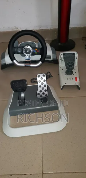 Original Xbox 360 Steering Wheel