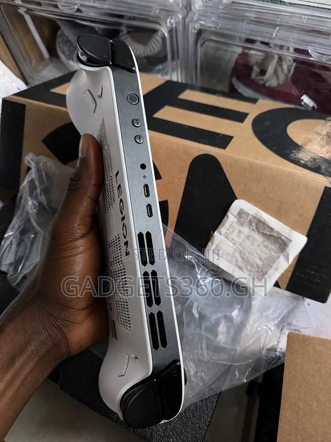 Lenovo Legion Go S (White 1TB)