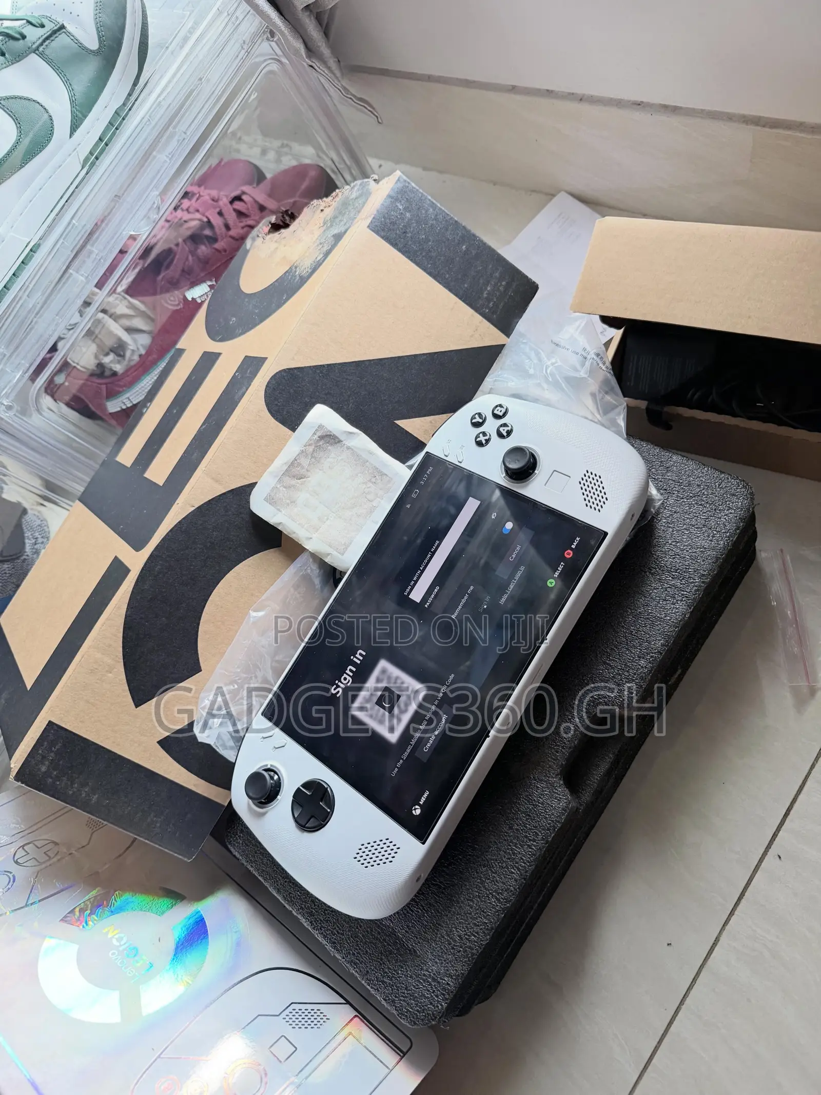 Lenovo Legion Go S (White 1TB)