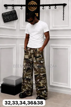 High Quality Camouflage Cargo Pants Available in Stock