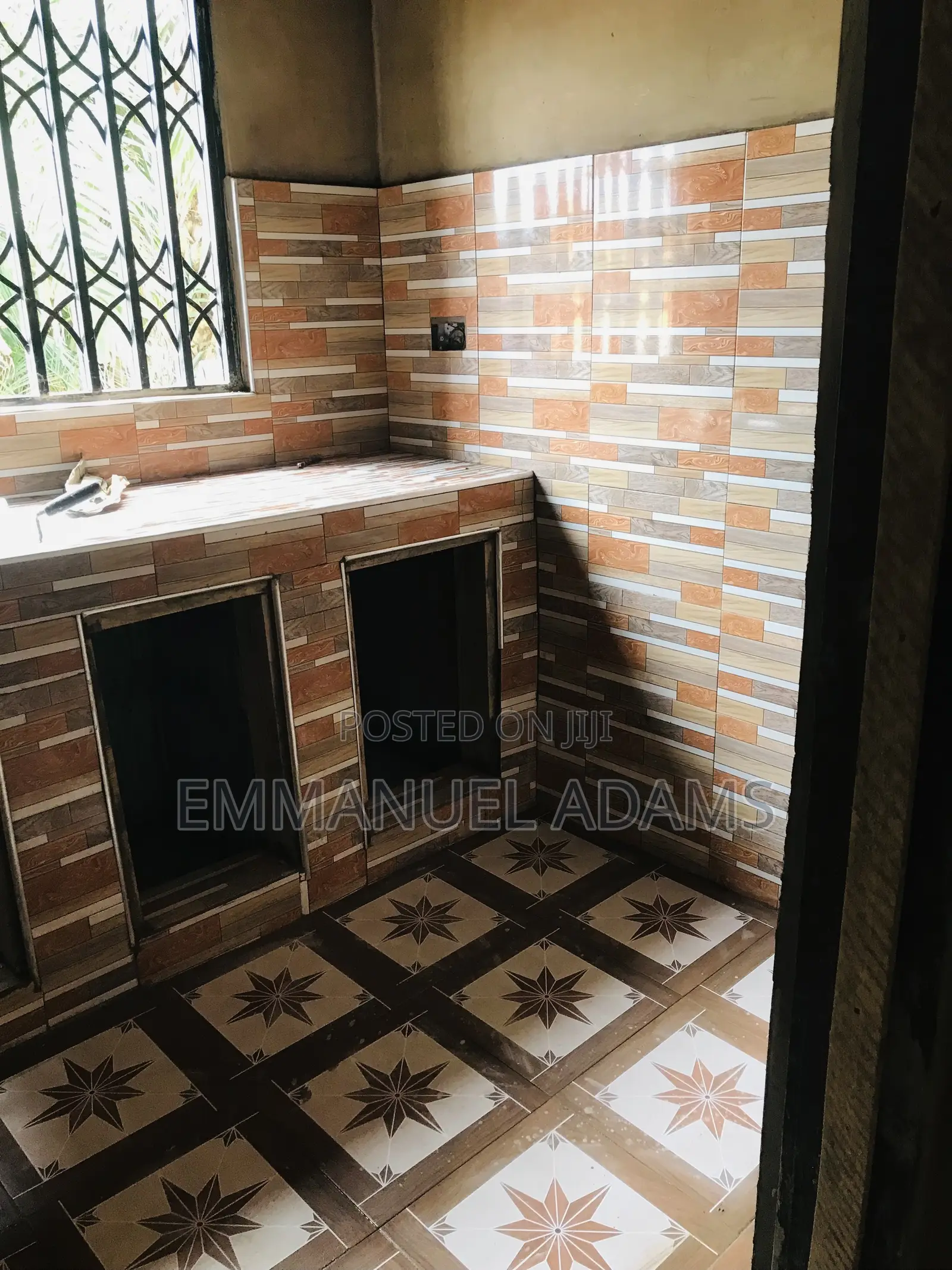 Chamber and Hall Self Contain