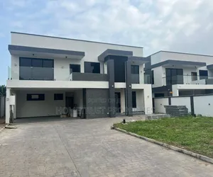 4bdrm Duplex in Teshie Nungua for sale