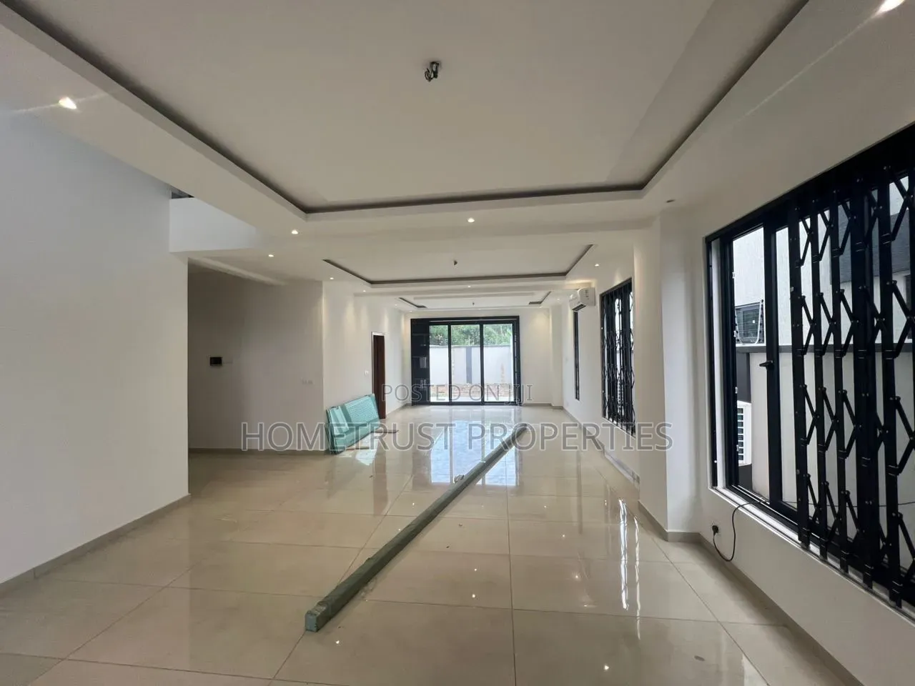 4bdrm Duplex in Teshie Nungua for sale
