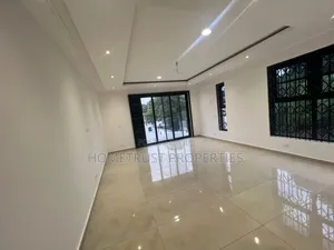 4bdrm Duplex in Teshie Nungua for sale