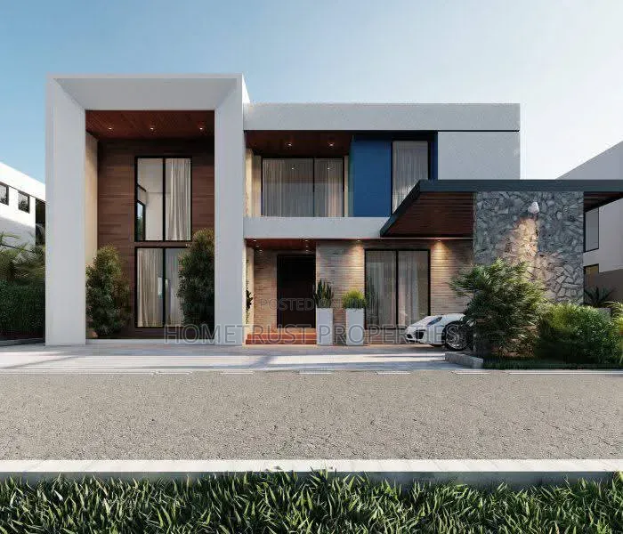 4bdrm Duplex in Sakumono for sale