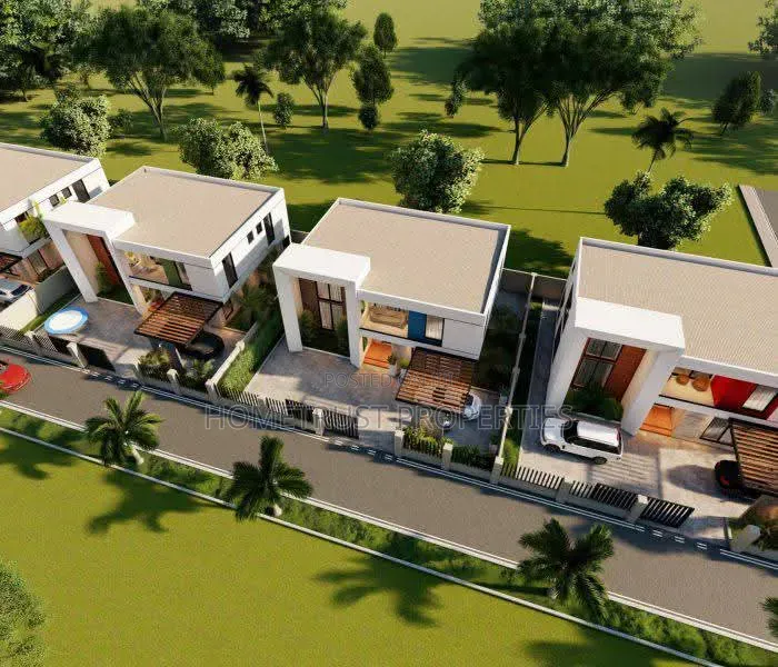 4bdrm Duplex in Sakumono for sale