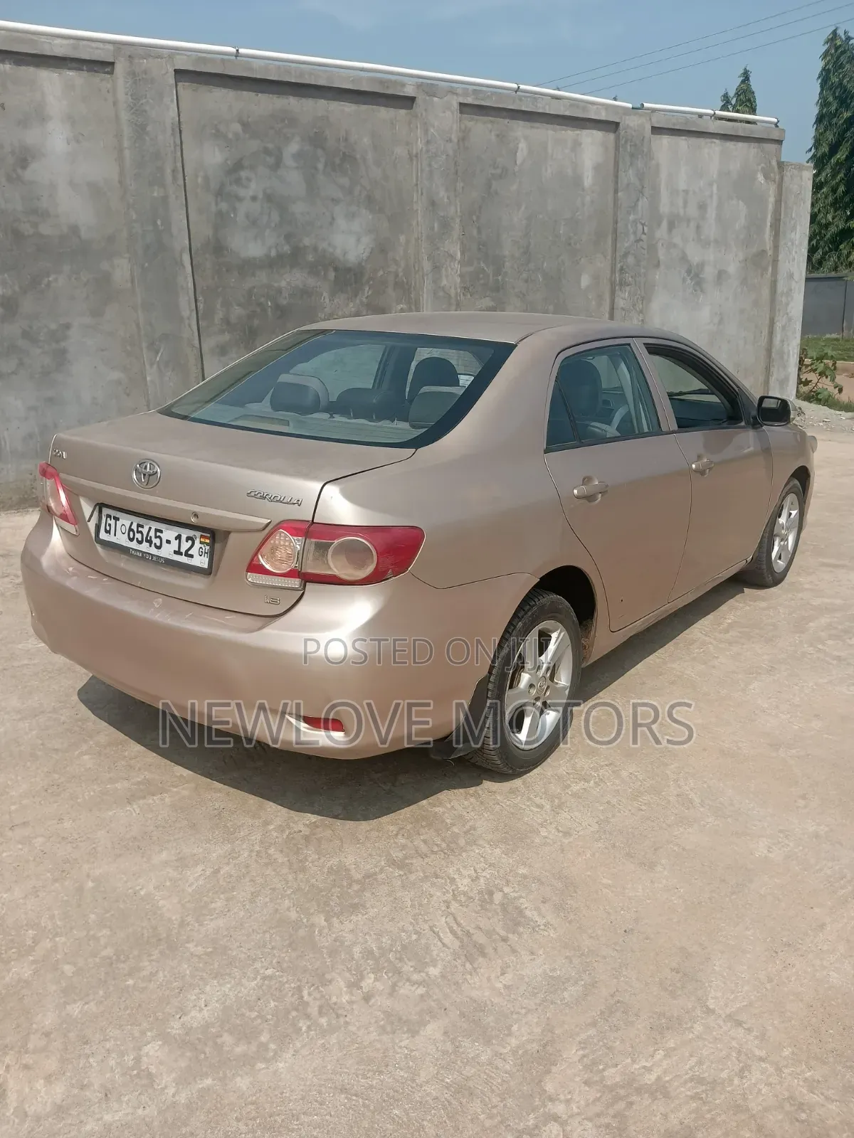 Toyota Corolla 2012 Brown
