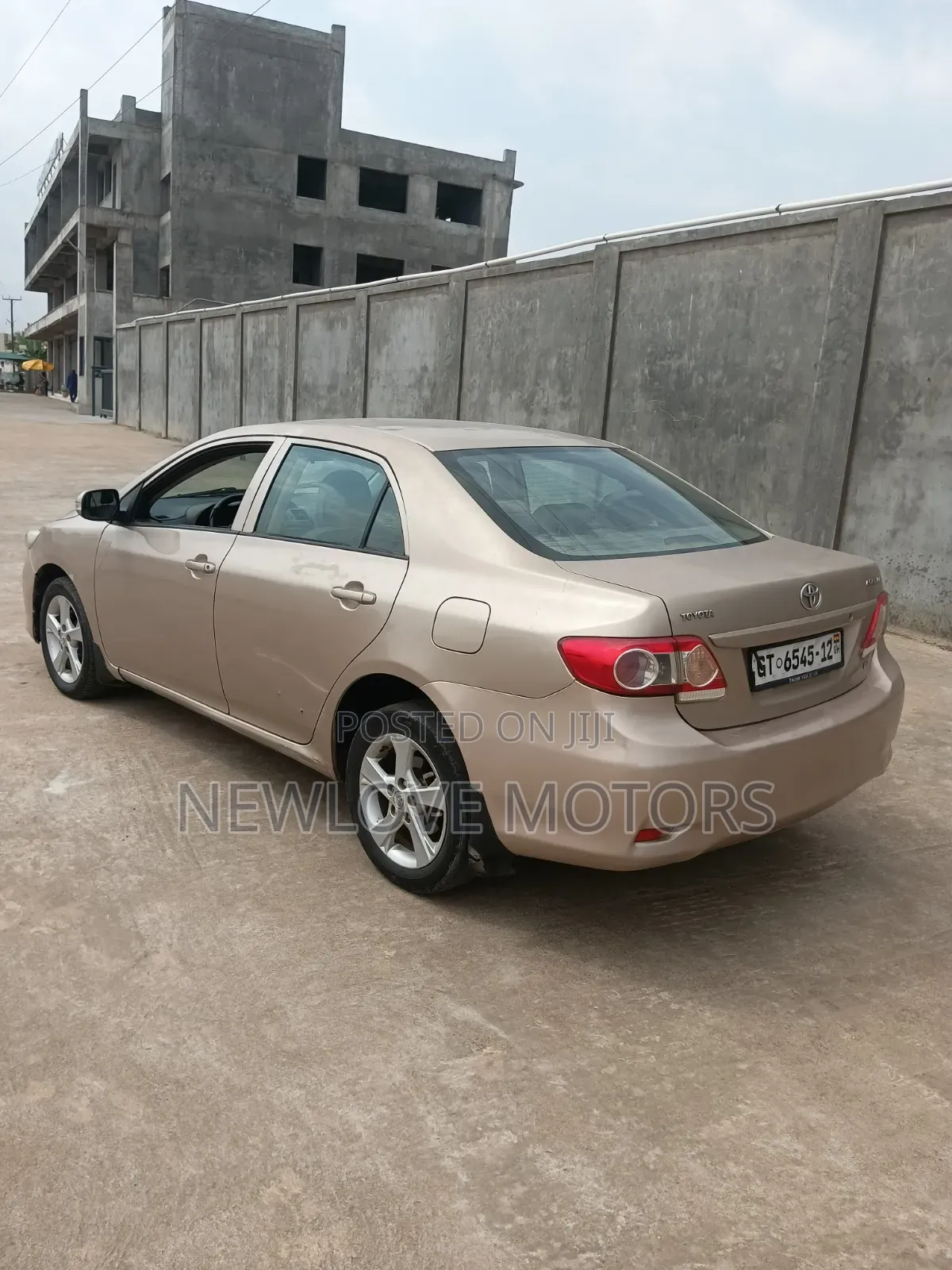 Toyota Corolla 2012 Brown