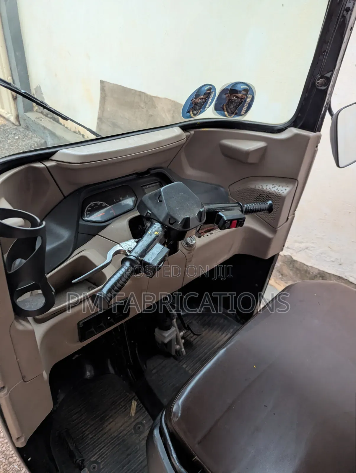 Bajaj RE 2025 Black