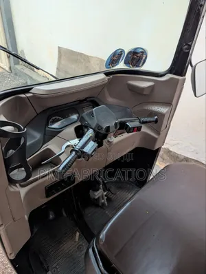 Bajaj RE 2025 Black