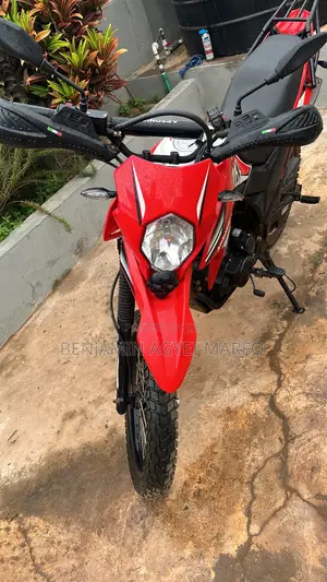 Apsonic AP200GY-7 2025 Red