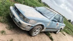 Nissan 100 1993 Blue