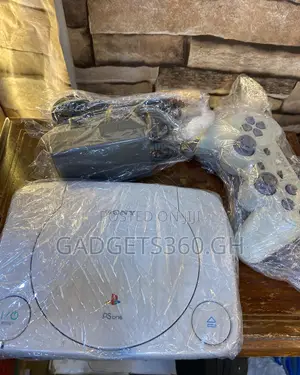Sony PlayStation One (8 Game CDS)