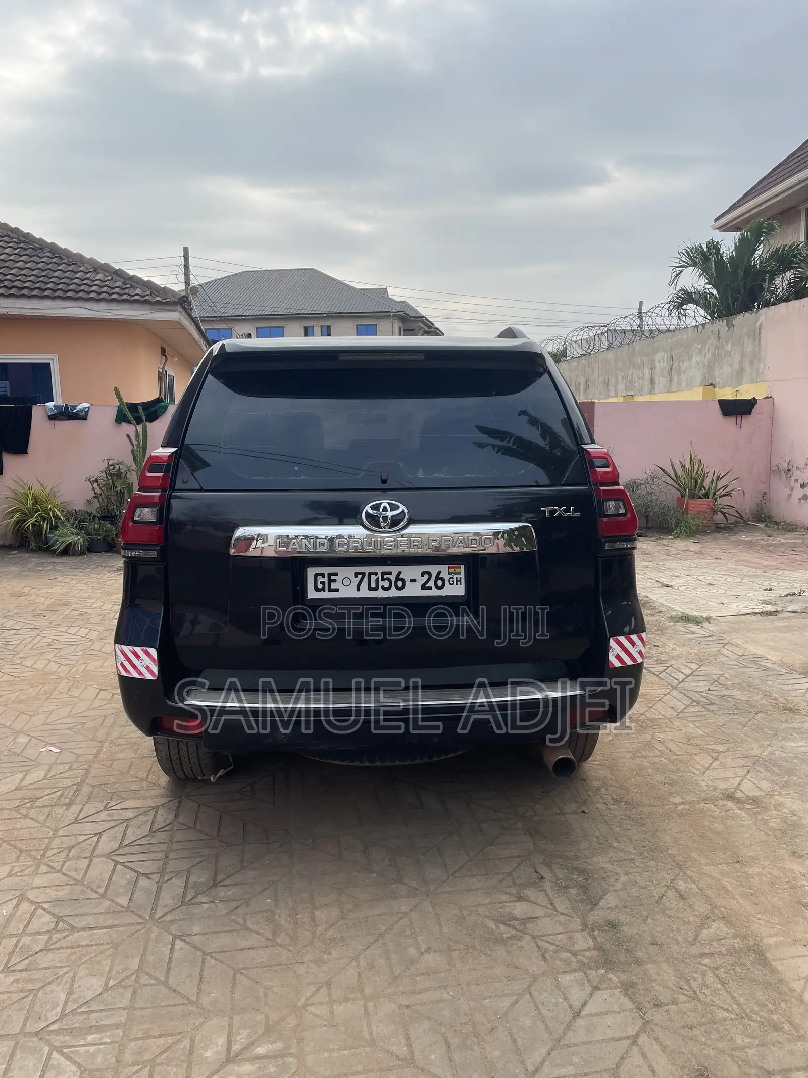 Toyota Land Cruiser Prado 2012 Black