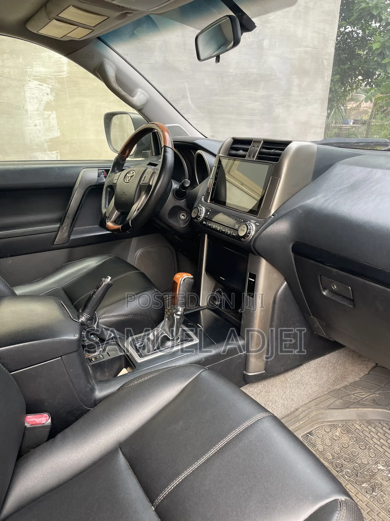 Toyota Land Cruiser Prado 2012 Black
