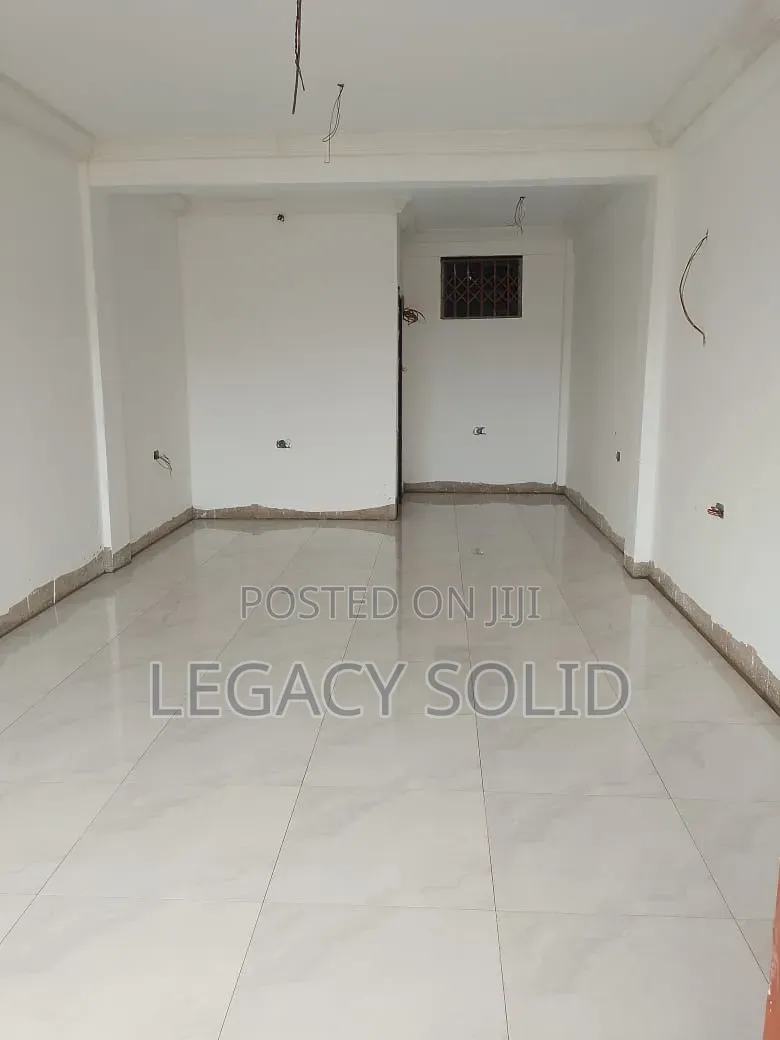 Single Shop to Let