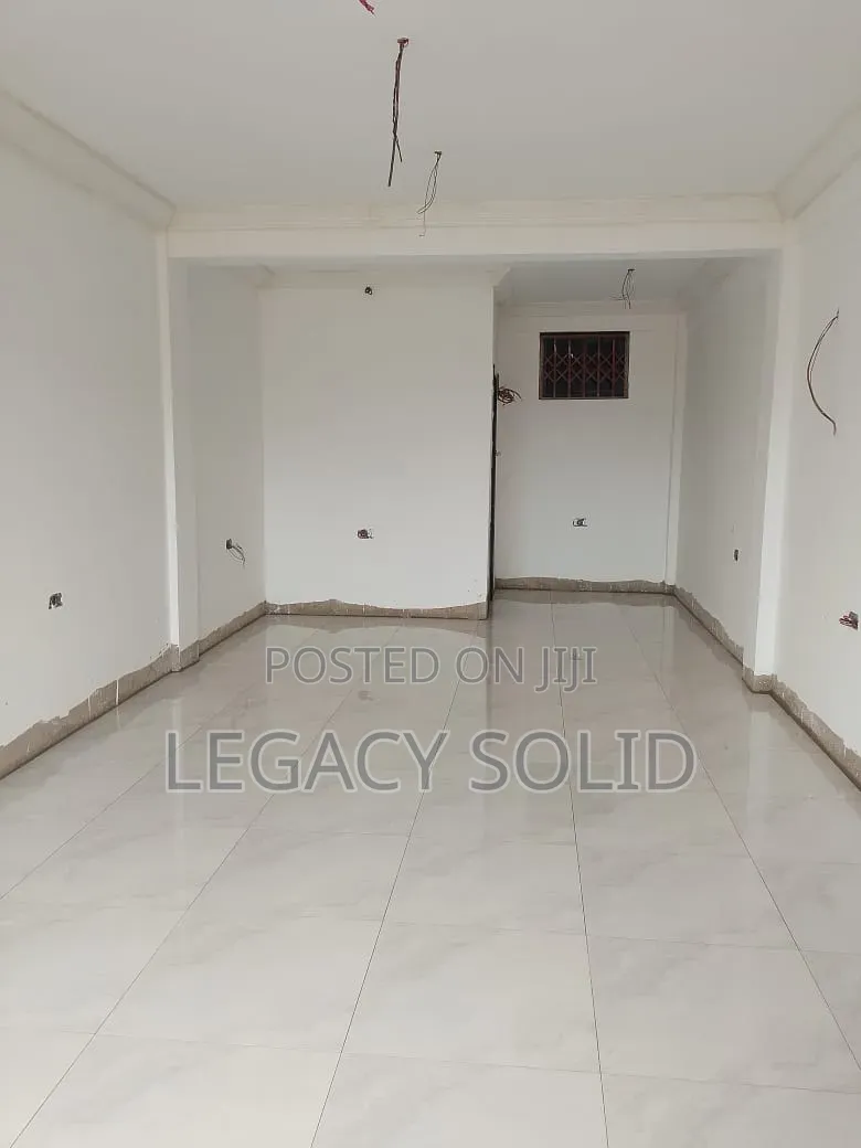 Single Shop to Let