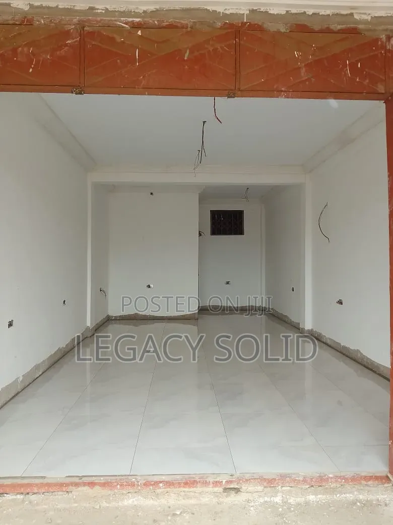 Single Shop to Let