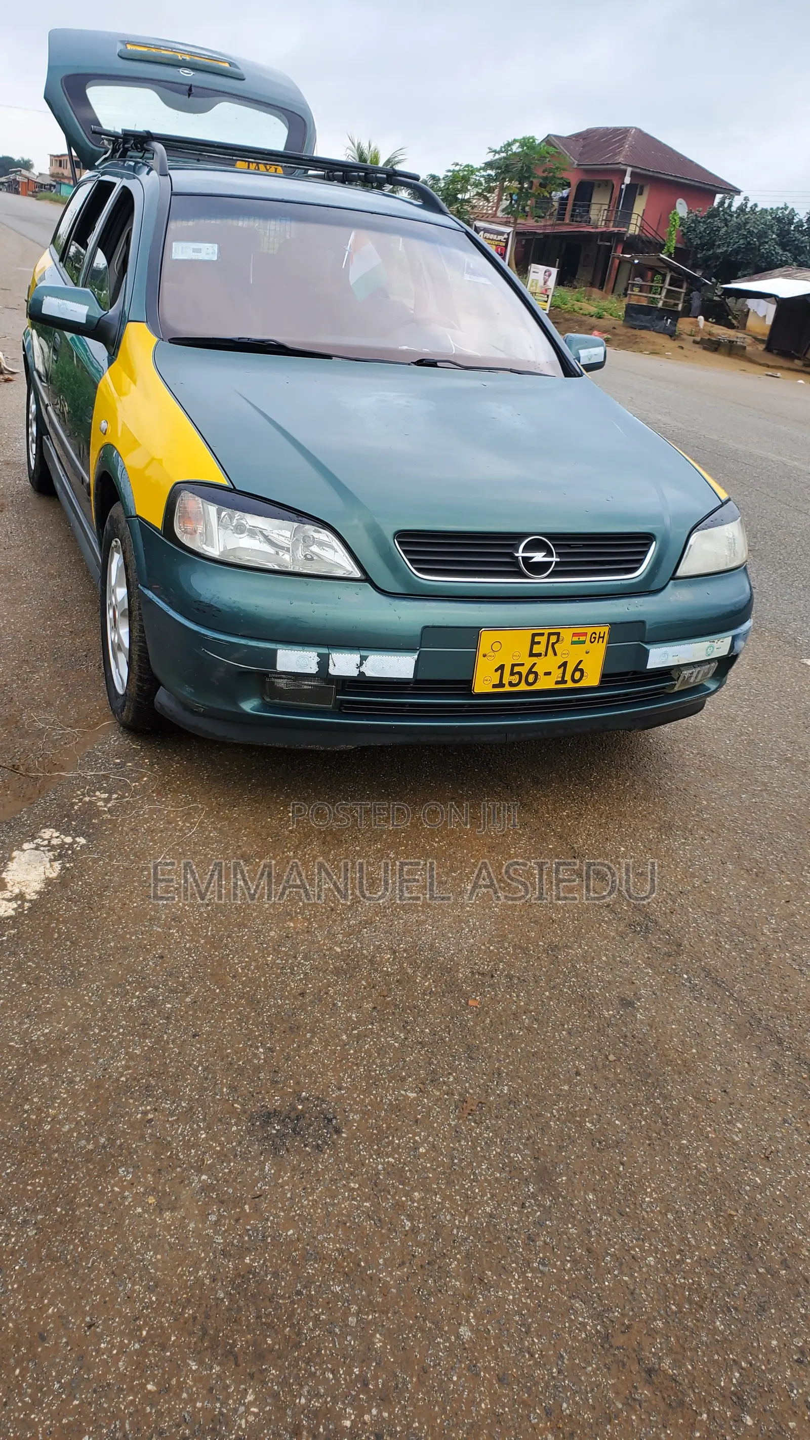 Opel Astra 2022 Green
