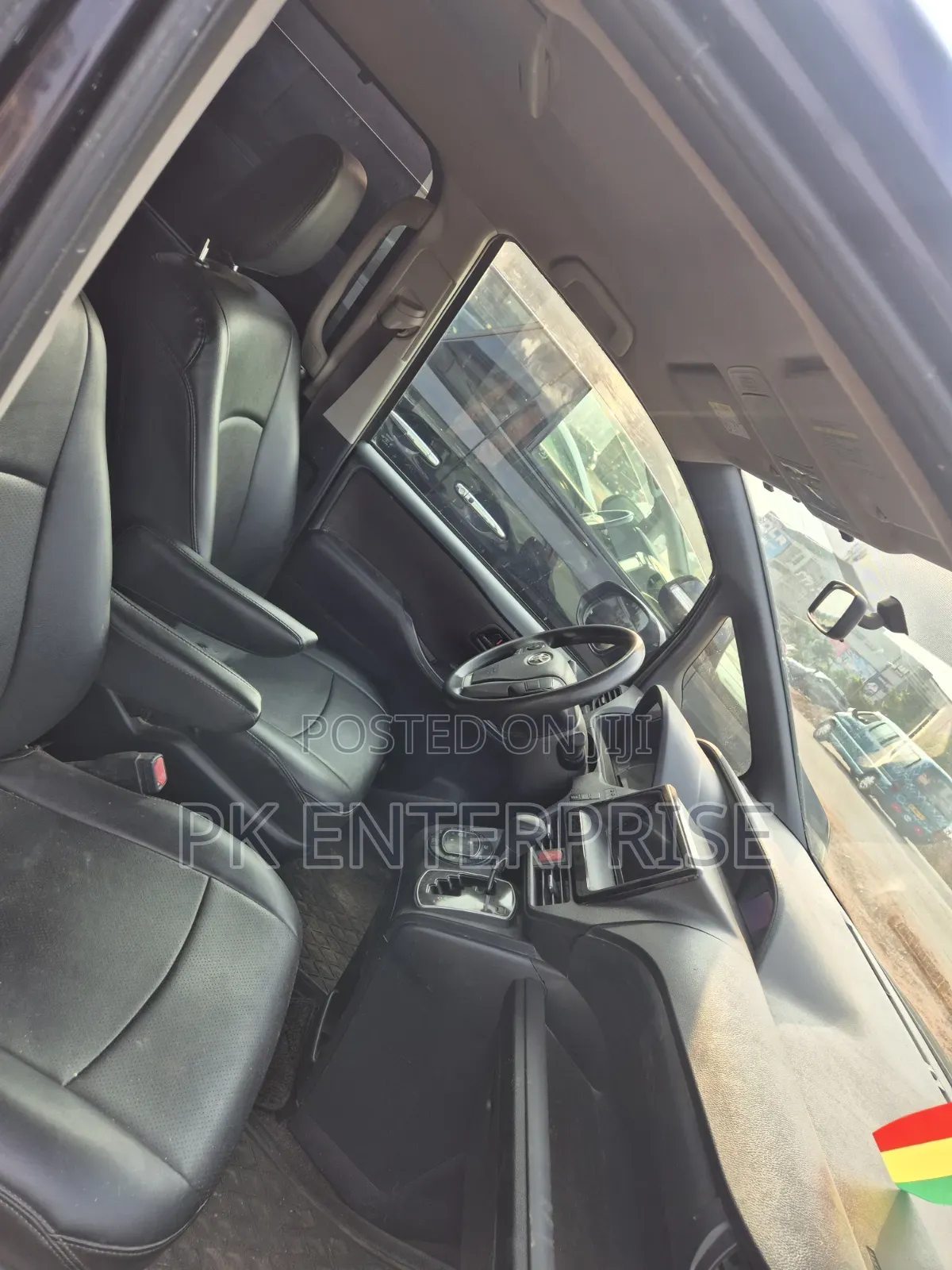 Toyota Noah 2015 Brown