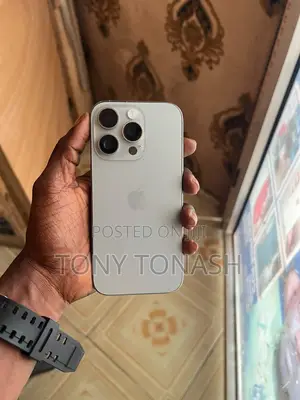 Apple iPhone 16 Pro 128 GB Gray