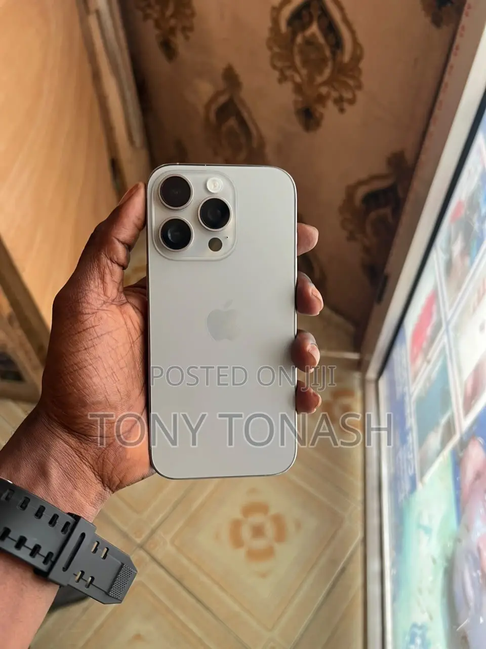 Apple iPhone 16 Pro 128 GB Gray