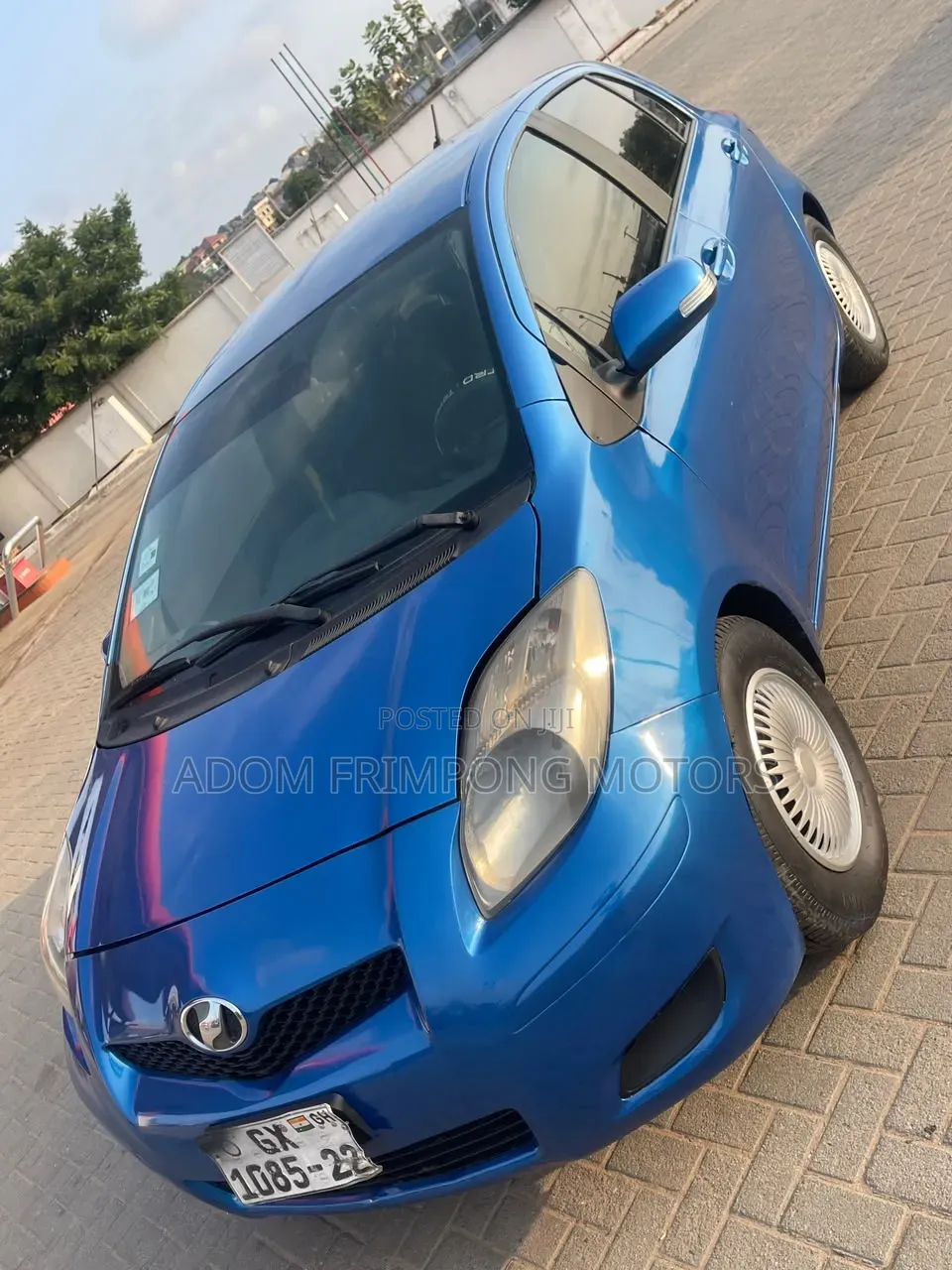 Toyota Vitz 2010 Blue