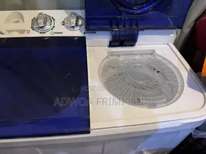 Slightly Used Hisense 7.5kg Twin Tub Washing Machine.